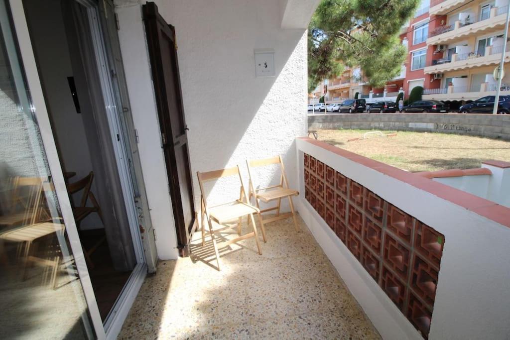 Appartement Situe A 100 M De La Plage Empuriabrava Dış mekan fotoğraf